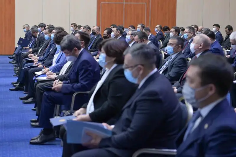 Мы должны решительно отстаивать интересы Казахстана - Глава государства сотрудникам МИД