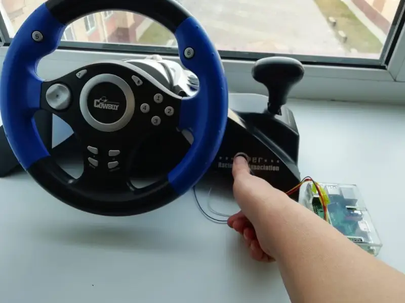 Акмолинский девятиклассник изобрел противоугонную систему с идентификацией владельца