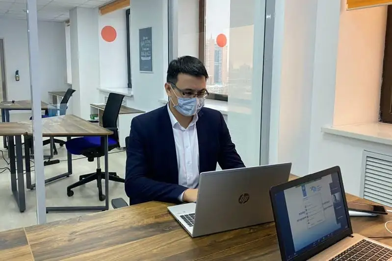 Memlekettik qyzmetshilerdiń minez-qulqyna qatysty saýalnama nátıjesi jarııalandy