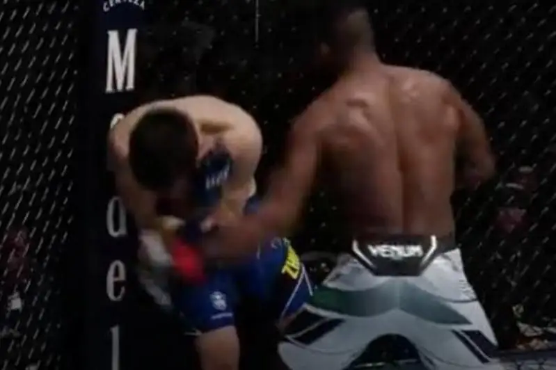 Нокаут Жалгаса Жумагулова вошел в историю UFC