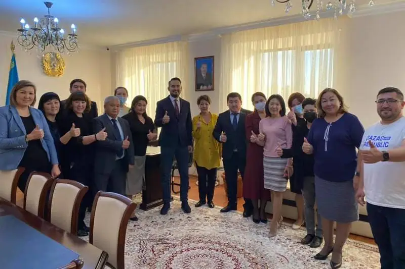 Nur-Sultan bilim basqarmasynyń bastyǵy Shákárim Seısenbaı qyzmetinen ketti