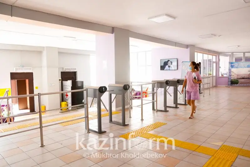 В школах и колледжах Алматы усилят работу психологической службы и медицинских кабинетов