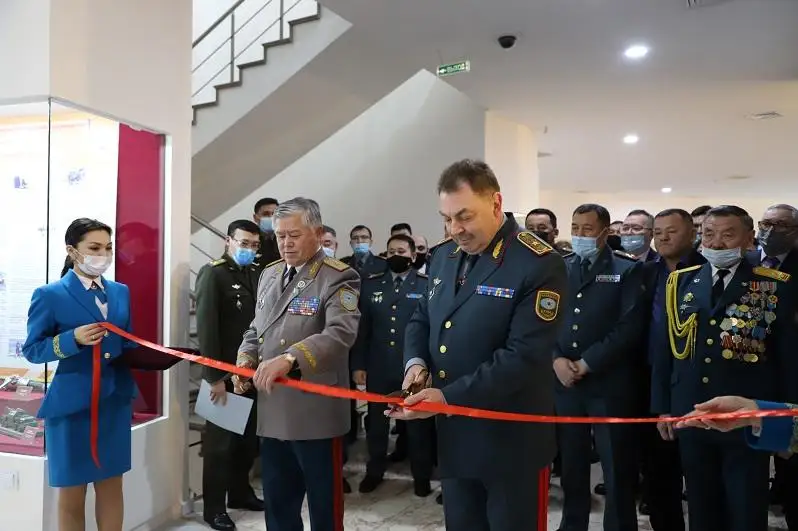 Экспозицию МЧС открыли в Военно-историческом музее ВС РК