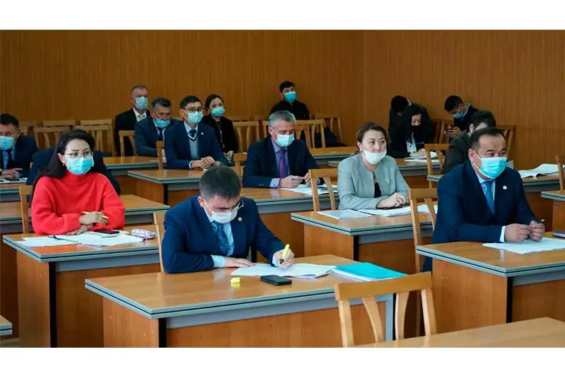 Semeıdi damytý jospary: áleýmettik nysandar qurylysy - basty nazarda