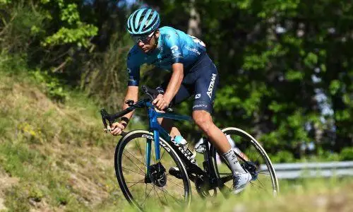 Гонщик «Астаны» финишировал третьим по итогам «Тура Словении»