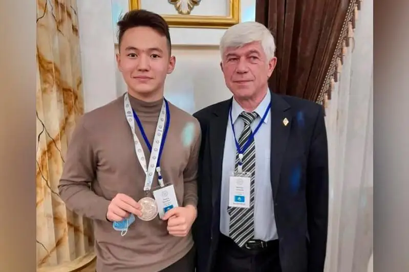 Школьник из Караганды завоевал «бронзу» на международной олимпиаде по физике