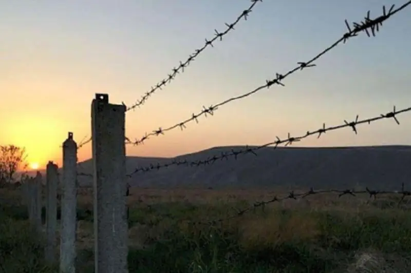 Qyrǵyz-tájik shekarasyndaǵy jaǵdaı shıelenisip tur – Shekara qyzmeti
