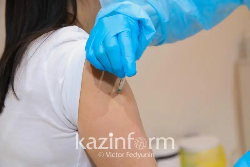 Более 3000 алматинцев привились от КВИ за сутки