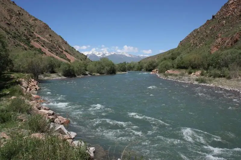 О несоблюдении графиков подачи воды Кыргызстаном рассказал глава Минэкологии РК