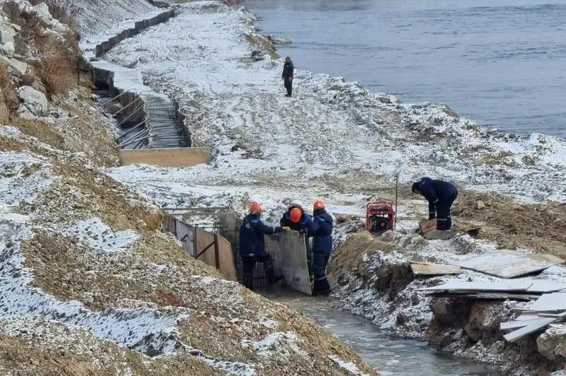 Semeıdegi Ertis ózeniniń jaǵalaýyn nyǵaıtýǵa 1 mlrd teńgeden astam qarjy bólindi