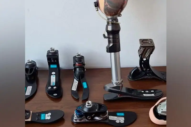 В Казахстане изготавливают протезы ног для занятий спортом и ношения обуви на каблуках