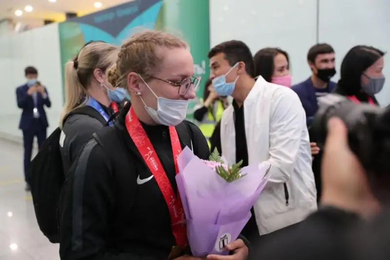 Чемпионки Азии по боксу прилетели в Нур-Султан