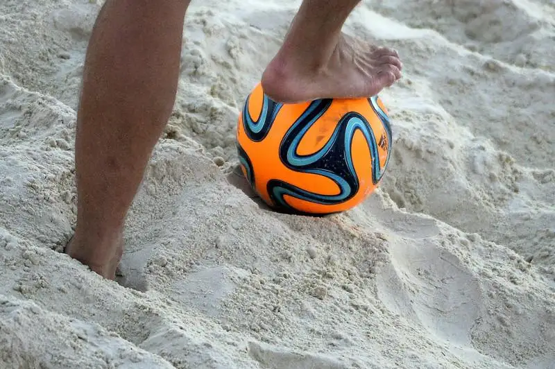 В Капшагае состоялся чемпионат Казахстана по пляжному футболу