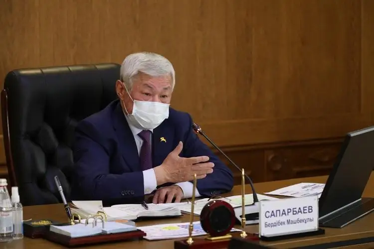 Бердибек Сапарбаев поручил усилить меры безопасности в учреждениях образования Жамбылской области