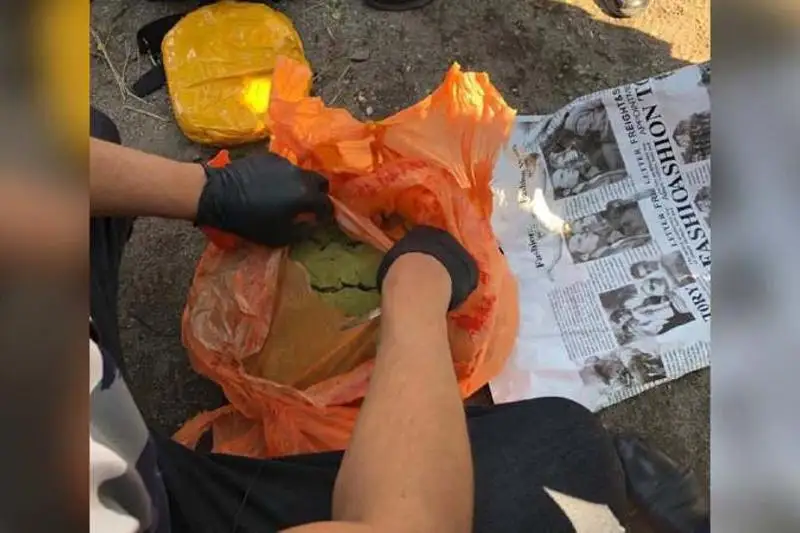 Наркокурьера с семью кг гашиша задержали в Караганде