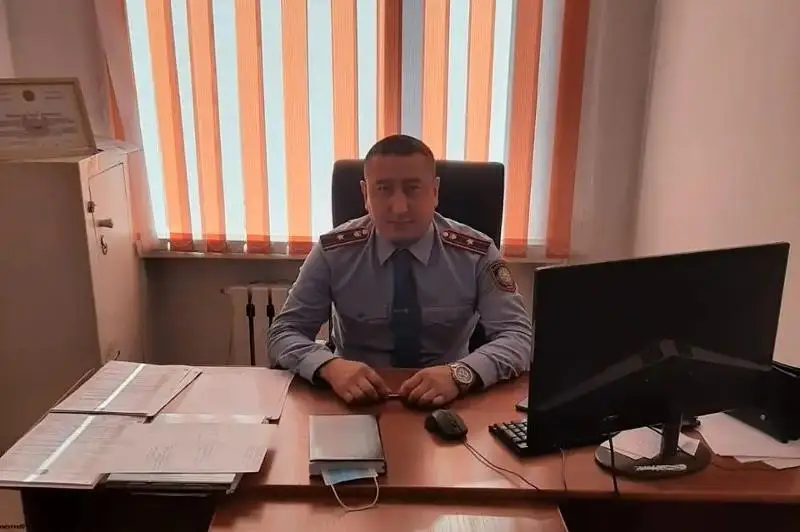 Полицейский спас задыхавшегося ребенка в Акмолинской области