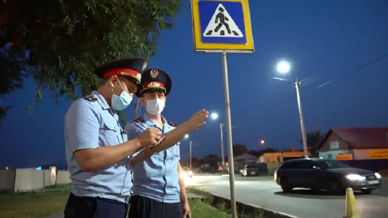 Дороги вблизи учебных заведений проверяют полицейские СКО