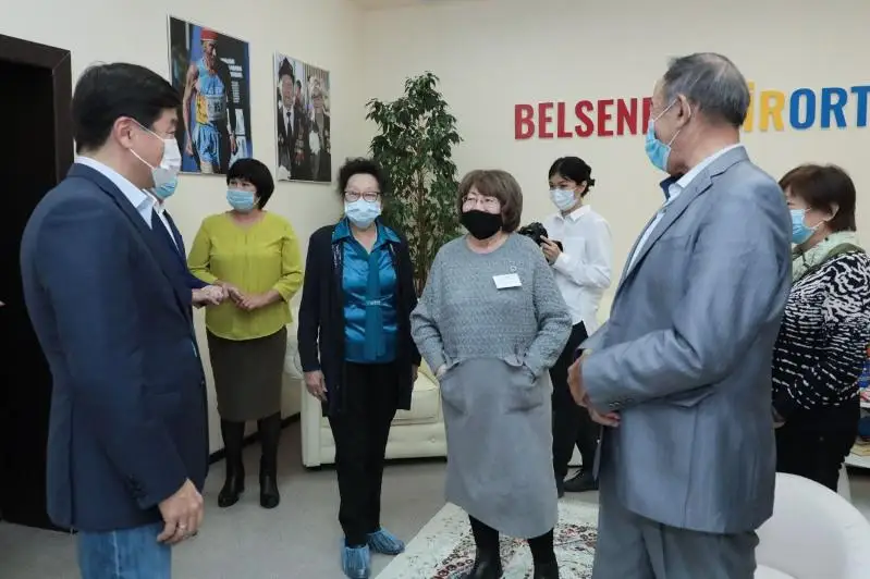 Бауыржан Байбек в Караганде: Забота о людях старшего поколения всегда будет одним из приоритетов Nur Otan