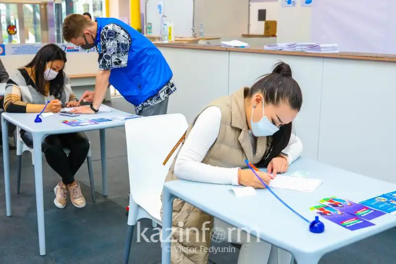Adamdar arasynda vaktsınaǵa qatysty qandaı úreı bar – carapshy túsindirdi