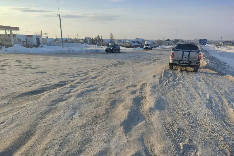 Проблема с уборкой снега наблюдается на трассах Костанайской области