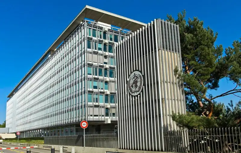 ВОЗ призвала все страны приостановить патентную защиту вакцин от коронавируса