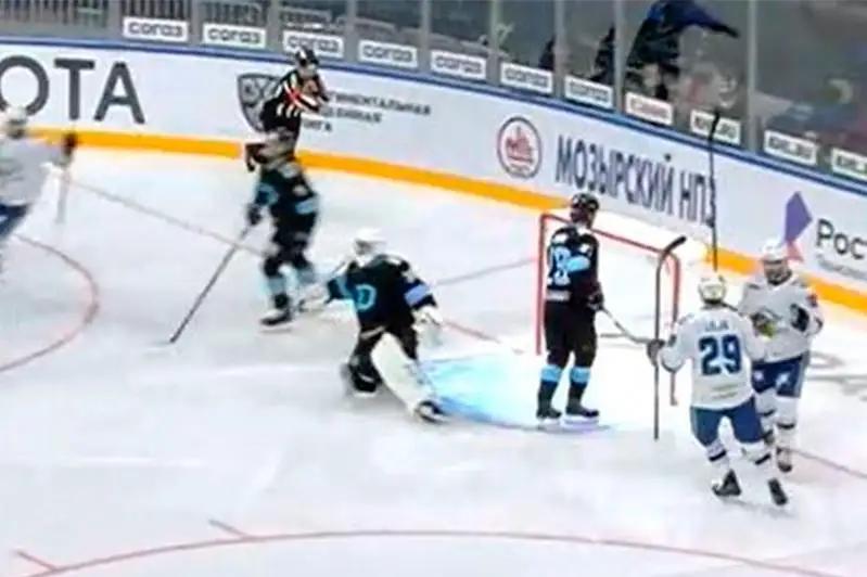 «Барыс» открыл счет на 45 секунде матча КХЛ