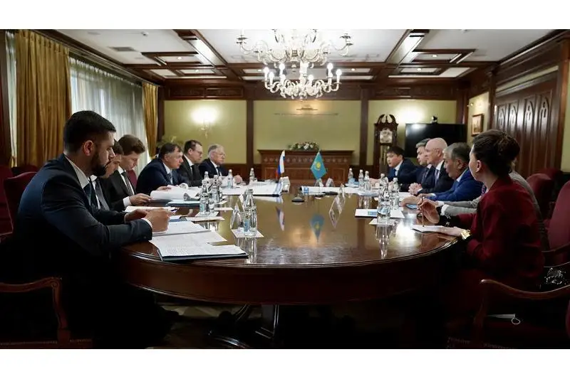 QR Úkimetiniń delegatsııasy jumys saparymen Reseı Federatsııasyna bardy