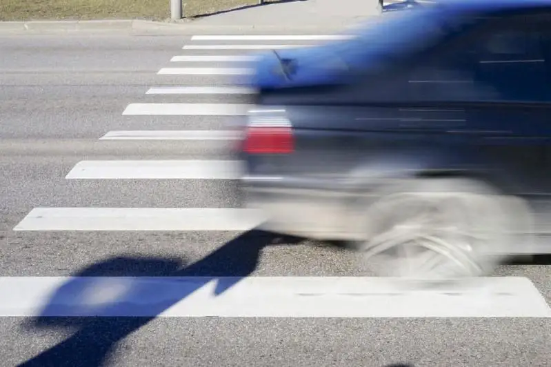 В Павлодаре машина сбила несовершеннолетнего