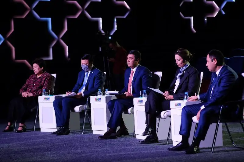 Обзор панельной дискуссии «Общество и СМИ в новом, постковидном мире»