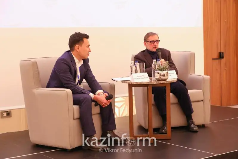 Prezıdenttik jastar kadr rezerviniń músheleri iri bıznes ókilderimen kezdesti