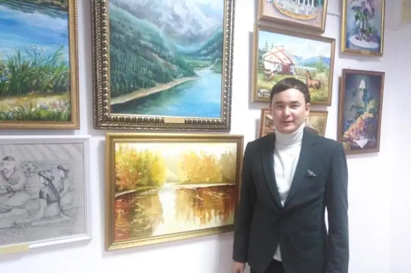 Персональную выставку к 30-летию независимости РК представил учитель из Павлодара