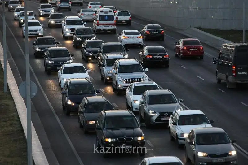 Полицейские Алматы обратились к владельцам авто