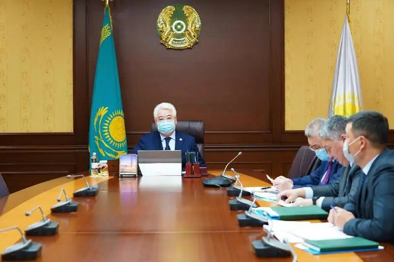 Вопросы обеспечения авиатопливом обсудили Бейбут Атамкулов и Магзум Мирзагалиев