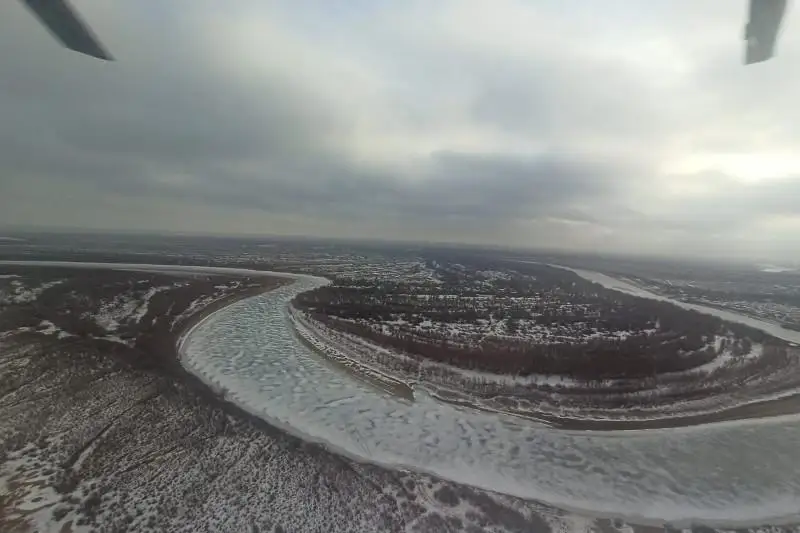 В Атырауской области к поиску пропавшего мужчины привлекли вертолёт
