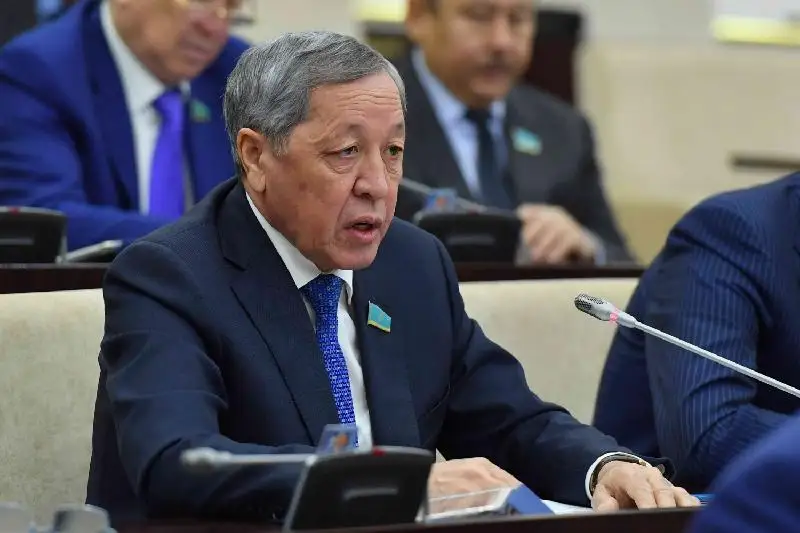 Снизить ставки утильсбора на сельхозтехнику предложил депутат