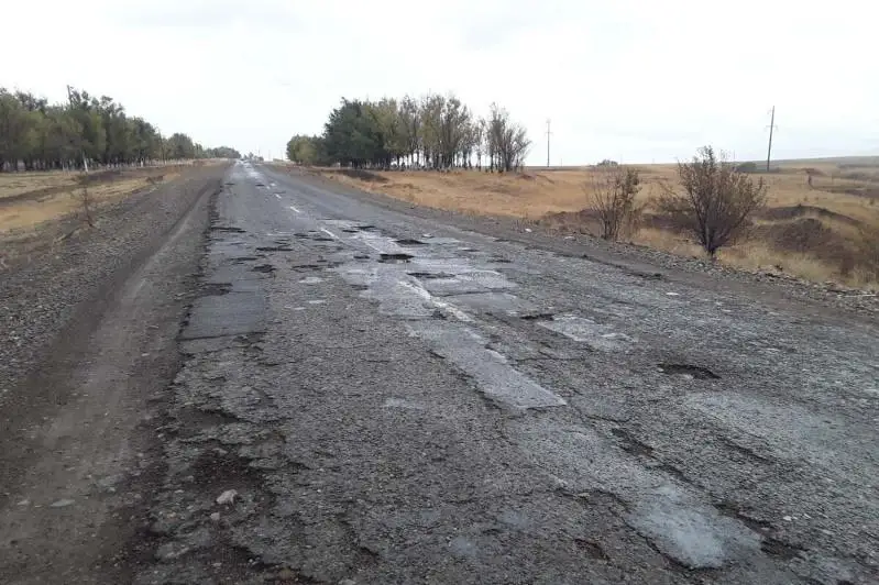 211 должностных лиц наказаны за плохие дороги в Жамбылской области