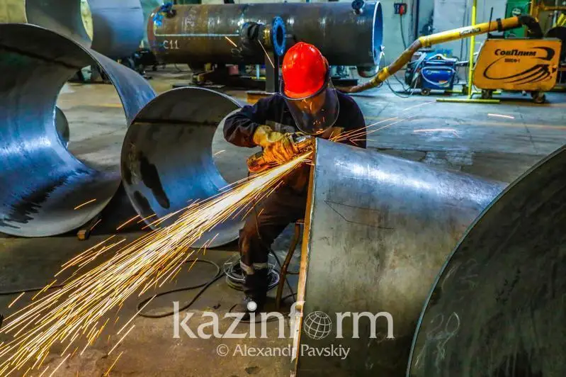 200 myń jumyssyz adam jyl sońyna deıin jańa jumyspen qamtylady