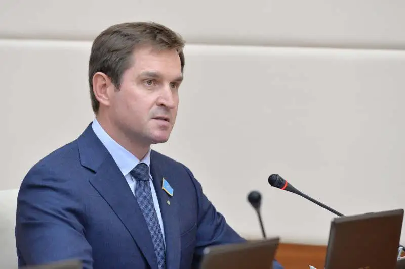 Мажилисмены просят дезавуировать заявление Минфина об отмене моратория на проверки МСБ