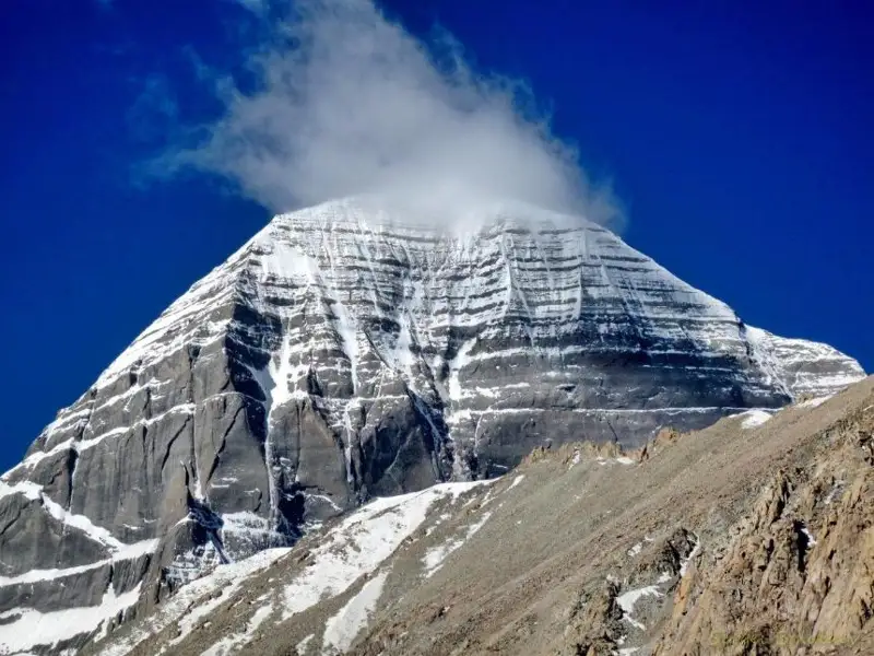 م. ماعاۋيننىڭ «شىڭعىس حان» شىعارماسىنان ۇزىندىلەر. 8 - تاراۋ. تاقاۋ كورشىلەر: تاڭعۇت