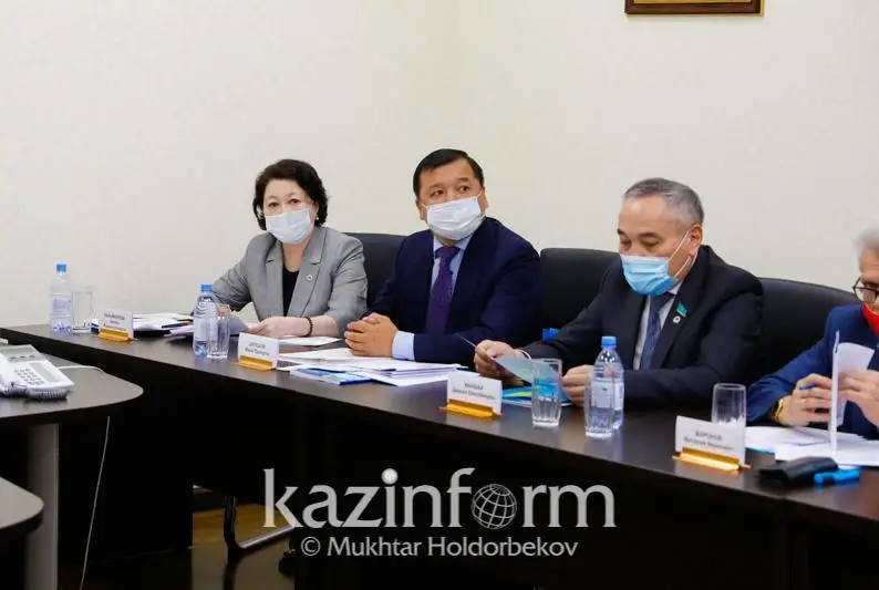 Memqyzmetshi úshin jaldamaly páter baǵdarlamasyn keńeıtý qajet - Dáýeshov