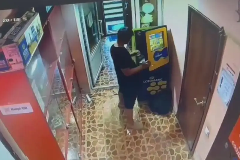 Игровой автомат ограбили в столице