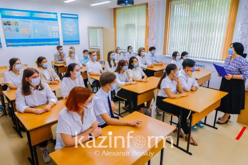 Qazaqstanda oqýshylardyń 86% qalypty rejımde bilim alýda – QR BǴM