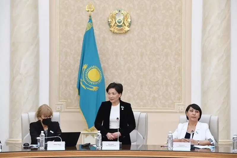 Нельзя замалчивать проблемы малообеспеченных – Лаззат Рамазанова