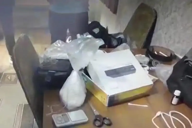 Житель Рудного хранил в одной из гостиниц Семея наркотики