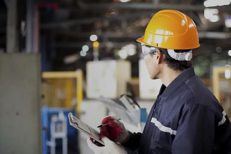 Более 16 тысяч иностранцев трудится в Казахстане