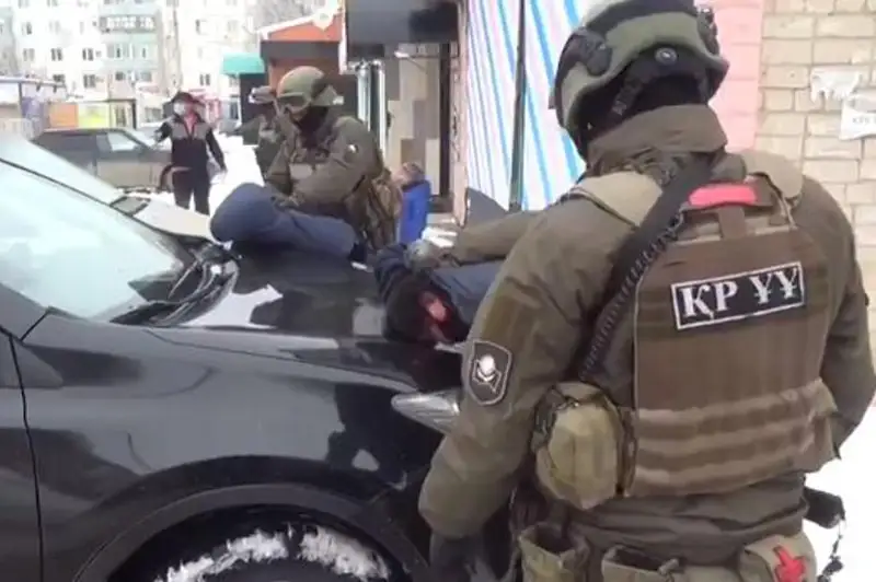 Появилось видео задержания наркоторговцев в Актобе