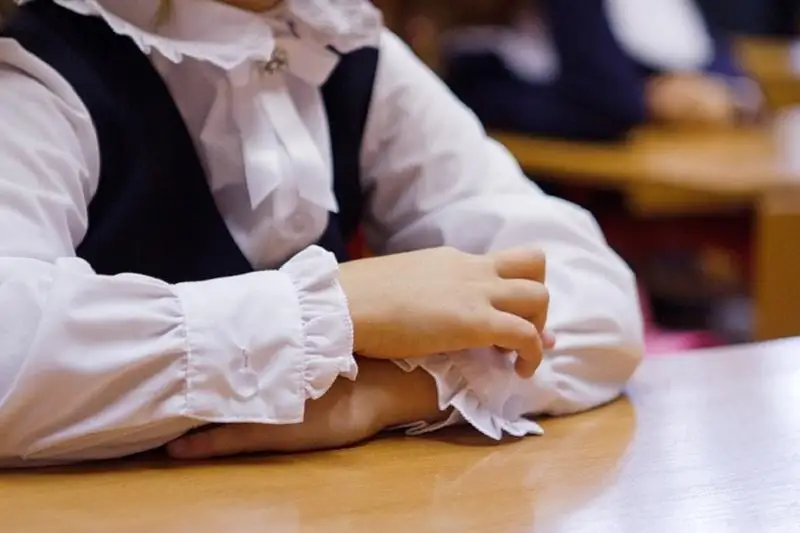 1,5 тысячи детей вынуждены ездить в школы в другие населенные пункты в СКО