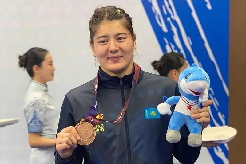 Армейская спортсменка завоевала «золото» на международном турнире по борьбе