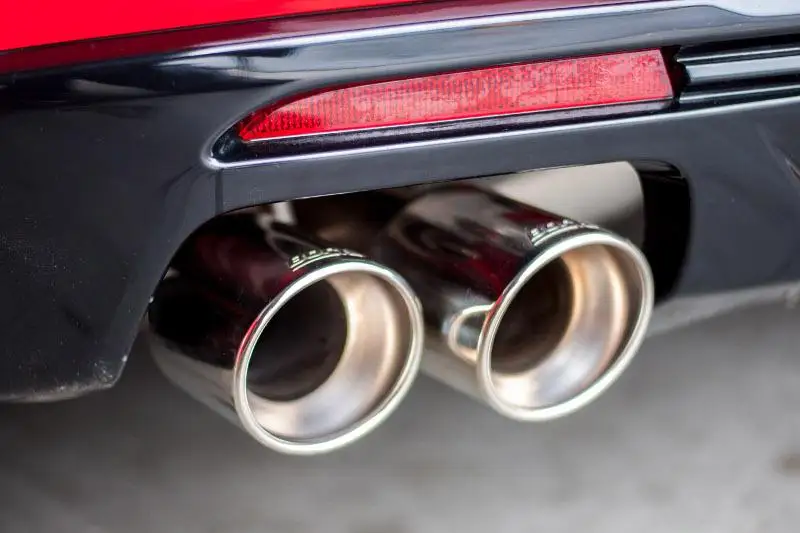 Костанайских владельцев авто с тюнингованными глушителями будут штрафовать