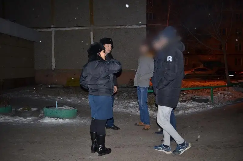 275 подростков задержаны в Актюбинской области за ночные прогулки во время каникул